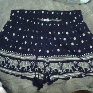 old navy-black and white elephant shorts